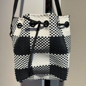 TRUSS Leather Strap Woven Plastic Crossbody Handbag